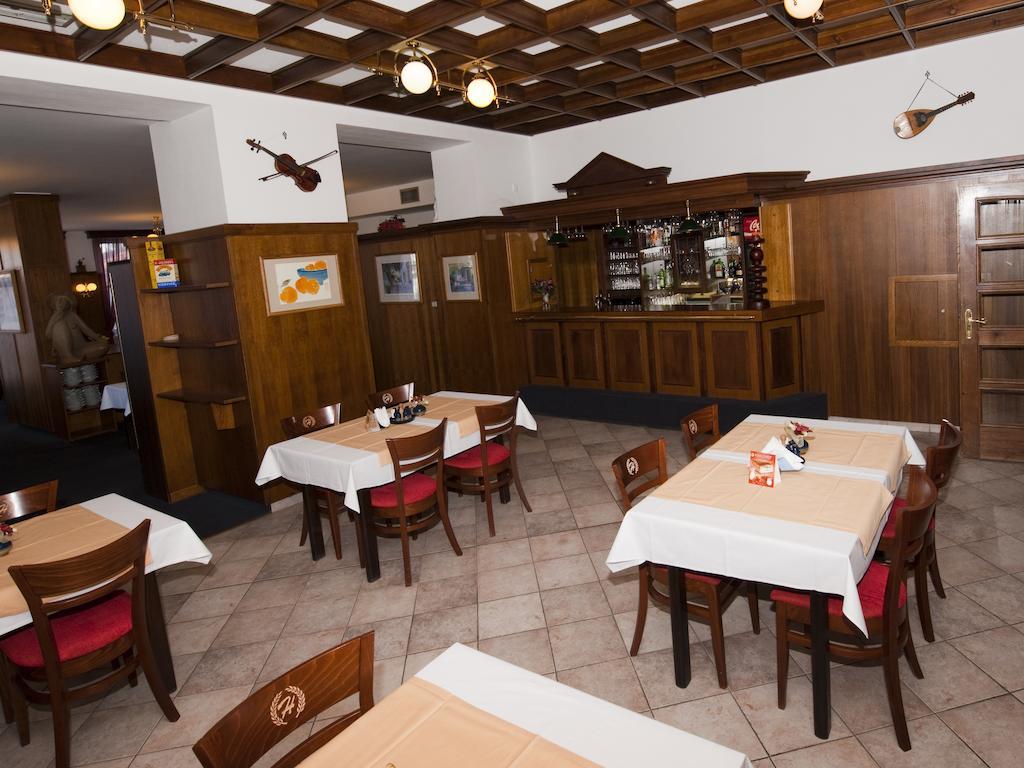 Hotel Hajcman Žďár nad Sázavou Dış mekan fotoğraf