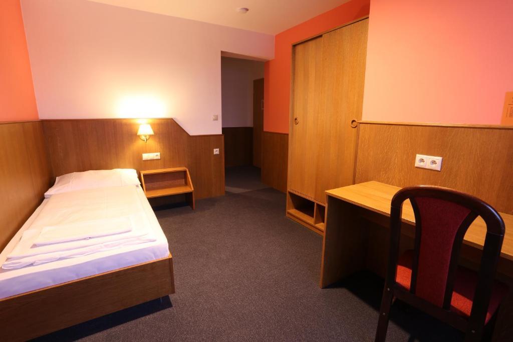 Hotel Hajcman Žďár nad Sázavou Oda fotoğraf