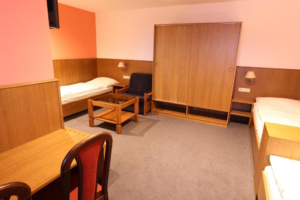 Hotel Hajcman Žďár nad Sázavou Oda fotoğraf